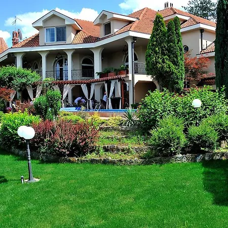 Saga Paradiso Bělehrad